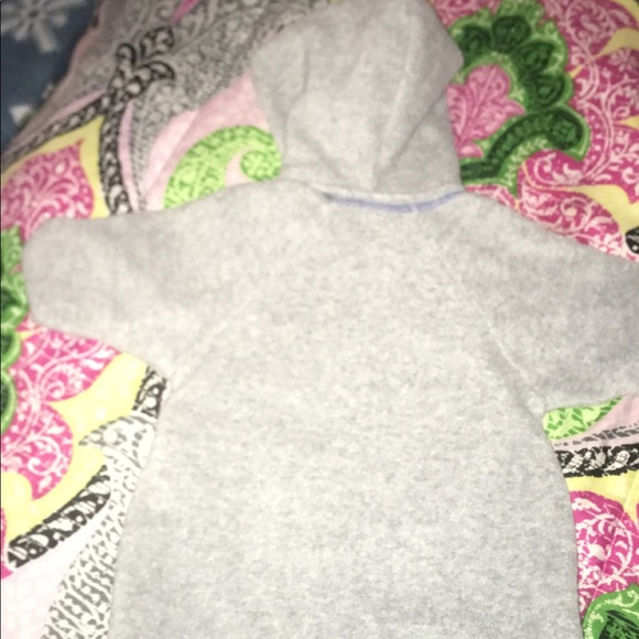 Cute baby button, to keep the little one warm - Picture 3 of 3